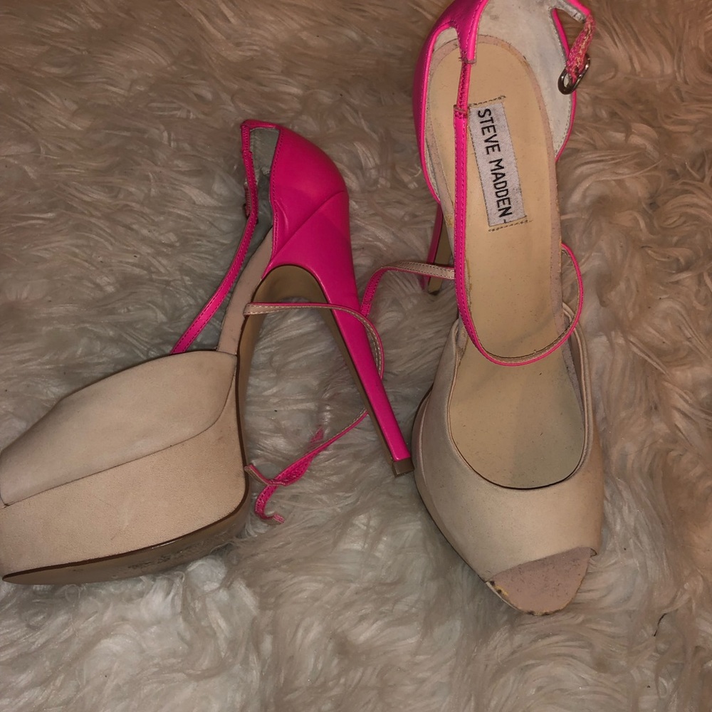 Heels - Picture 4 of 7